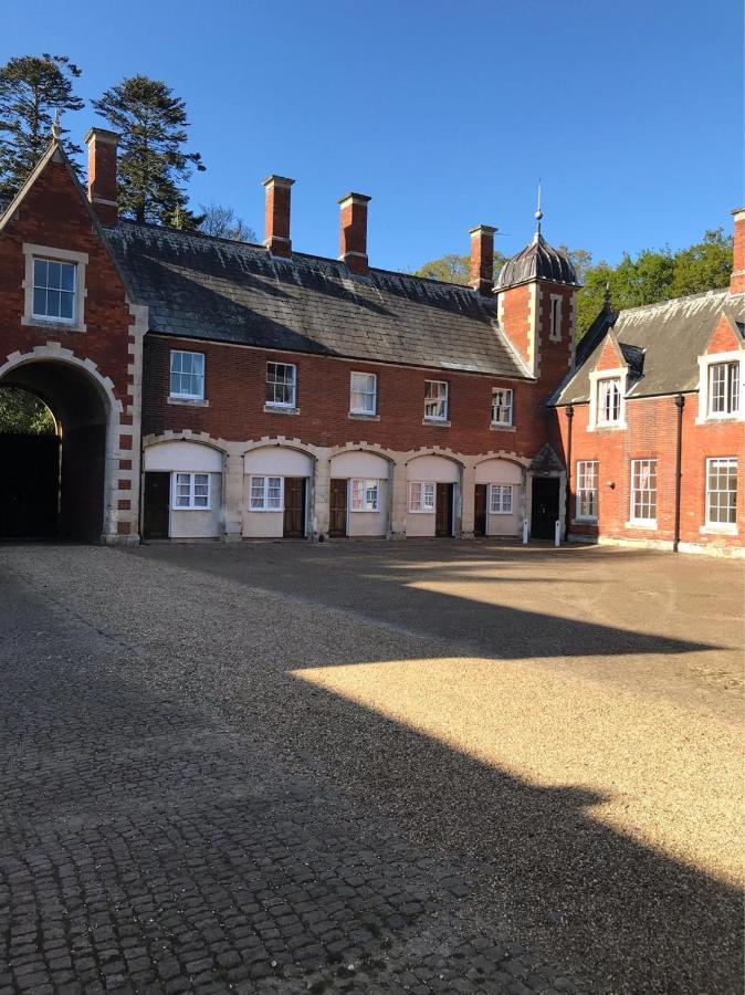 Lynford Hall Hotel マンドフォード エクステリア 写真